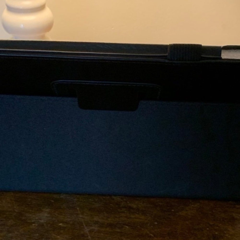 Tablet case - Picture 9 of 11